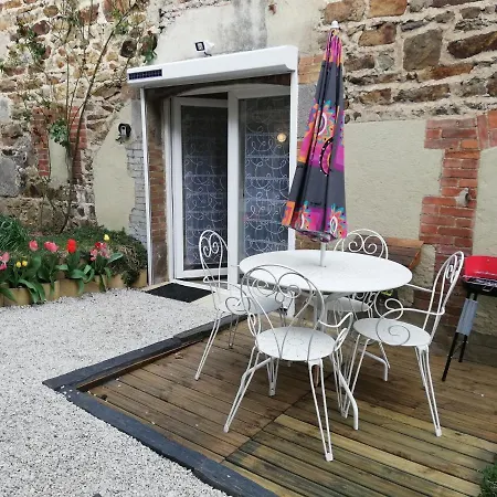 41 Rue De La Roche Appartement