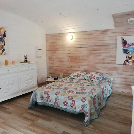 41 Rue De La Roche Appartement Auzat-la-Combelle